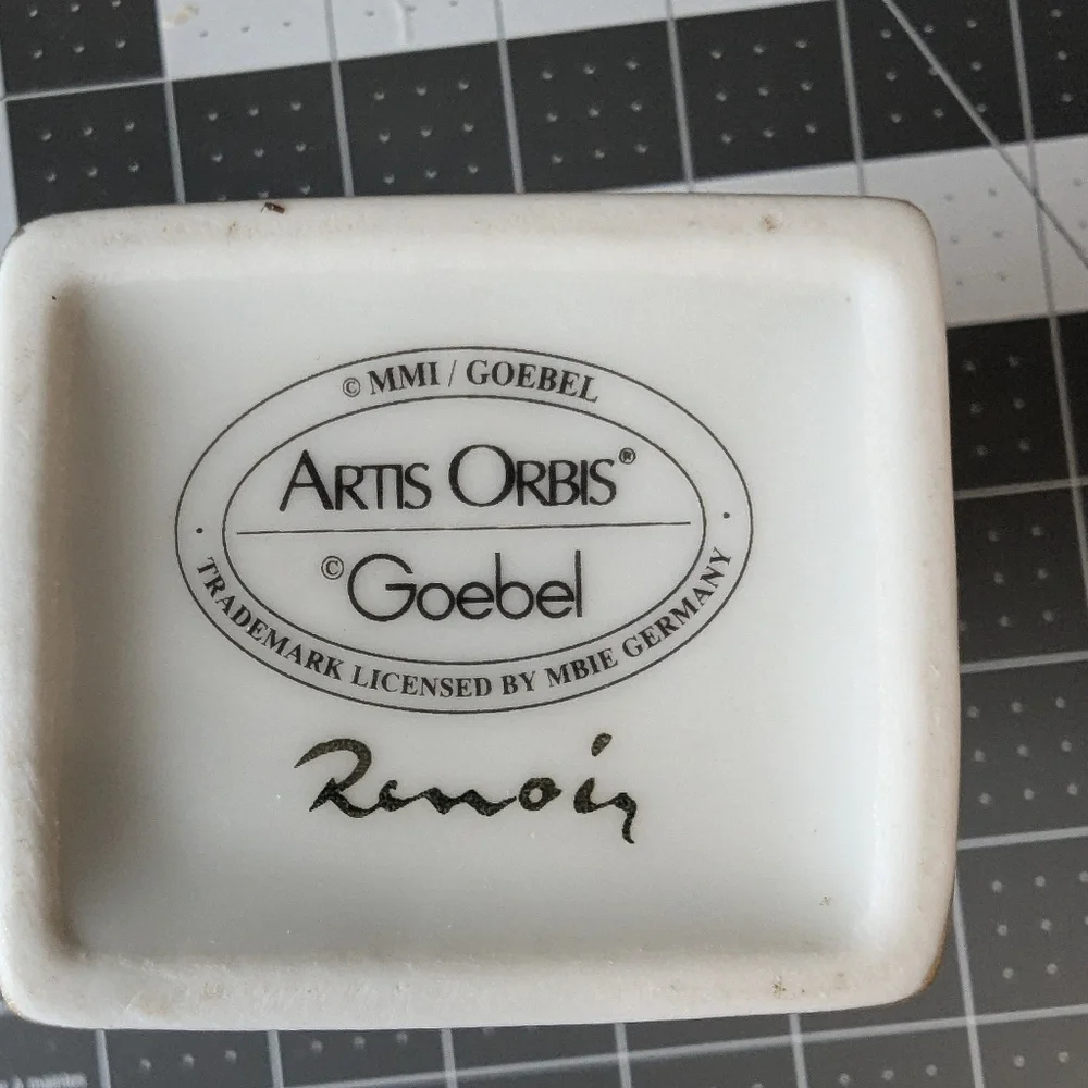 Vintage GOEBEL Artis Orbis Porcelain Bud Vase - Dance in the City